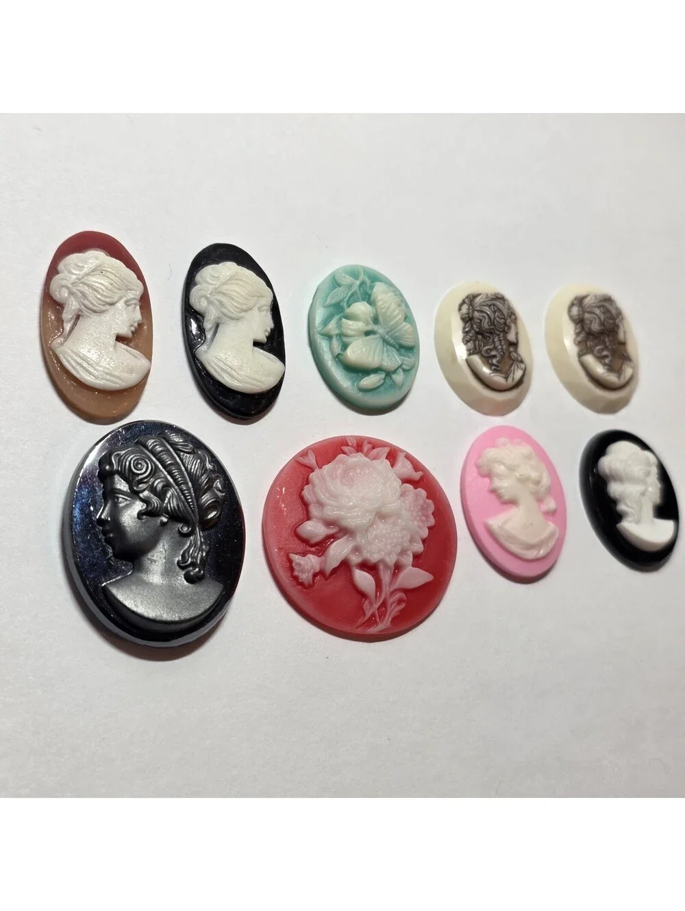 Lot of 9 Vintage Style Resin Cameo Cabochons Floral Lady Butterfly Mixed EUC